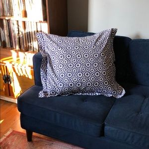 Roberta Roller Rabbit Euro Dec Pillowcase (2)